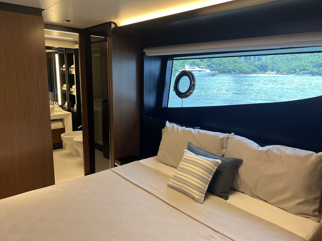 Below deck - Double bed cabin.webp