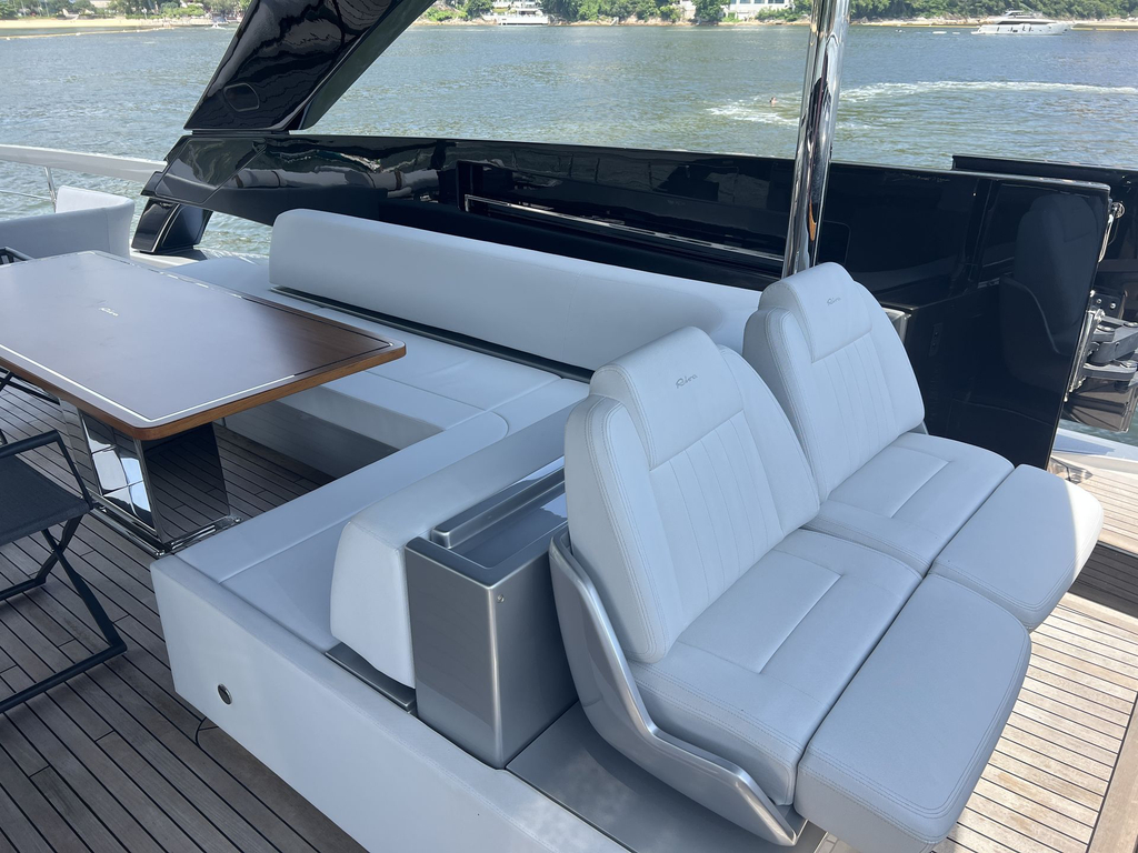 Flybridge - Co-pilot chairs.webp